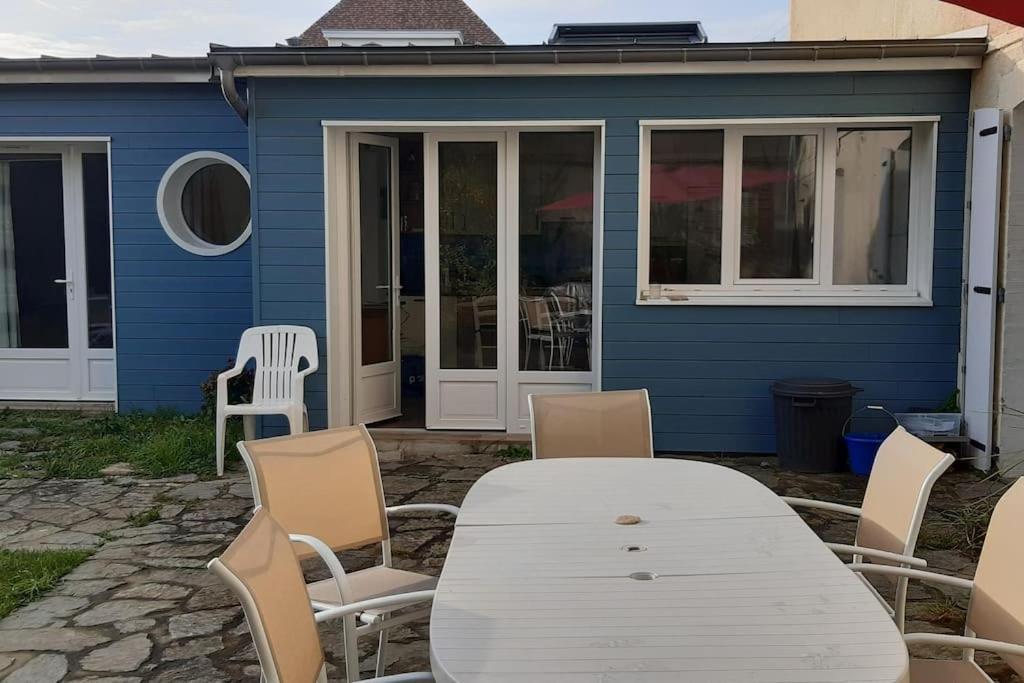 Maison Spacieuse 50 M De La Plage Ouistreham Extérieur photo